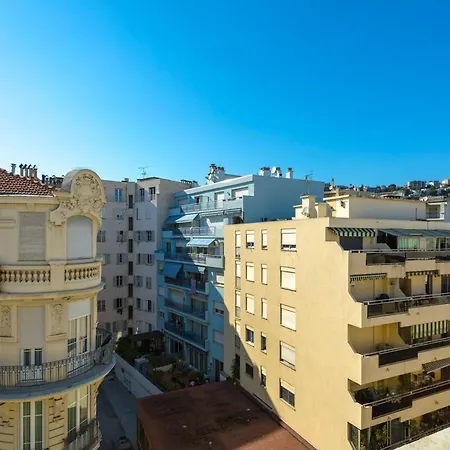 Lovely, Quiet 1 Bedroom With A Balcony * 尼斯